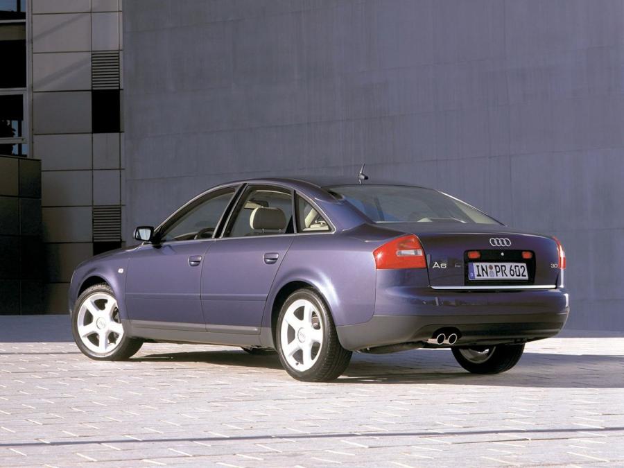  Audi A6 3.0 Sedan (4B, C5) 2001 года  (фото 6 из 17)